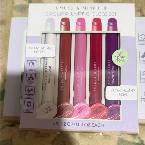 Smoke & Mirrors Makeup Set Collection - Picture 4 of 6